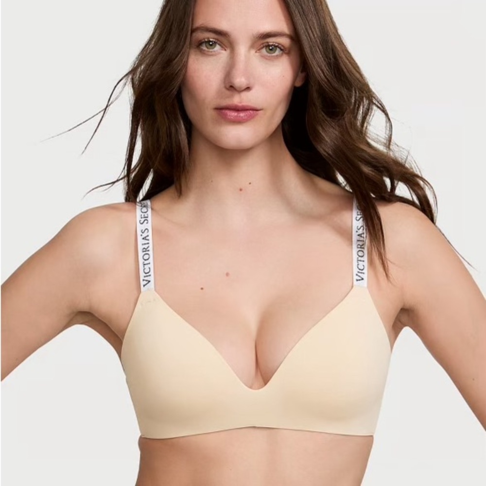 Victoria Secret Nude Bra 32/C